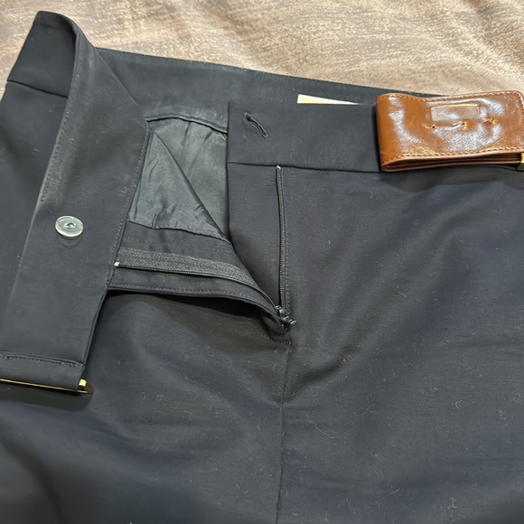 Michael Kors Cotton Stretch skirt. Black with integrated false belt. Size 10. - Picture 7 of 9